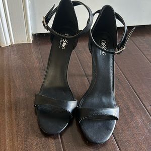 Massimo, black, ankle strap, stilettos, size 8 1/2.